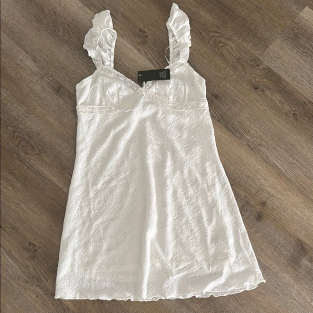 NWT Wild Fable White Eyelet Babydoll Dress Cottagecore Coquette Medium - Picture 6 of 13